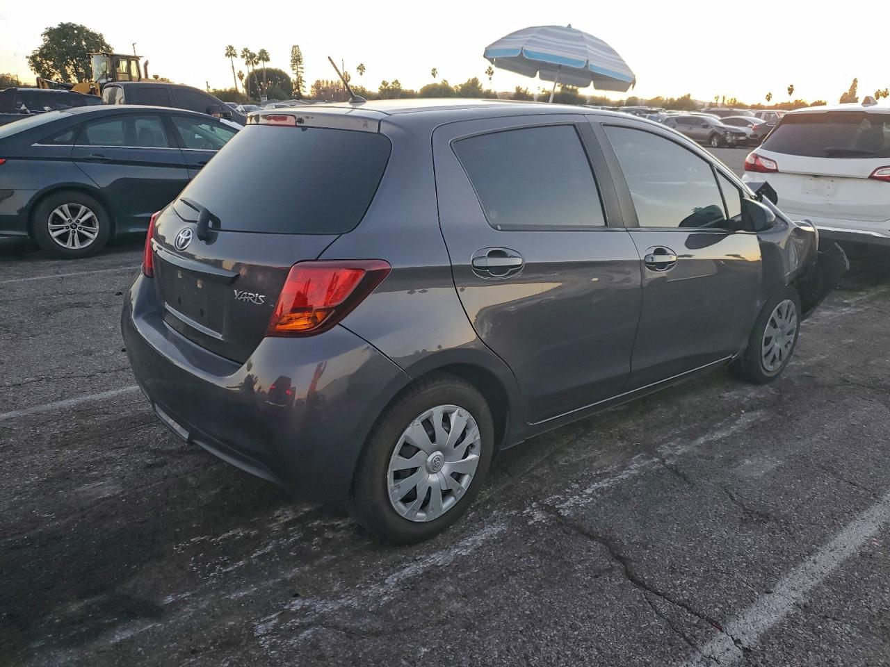 2016 TOYOTA YARIS L photo 3