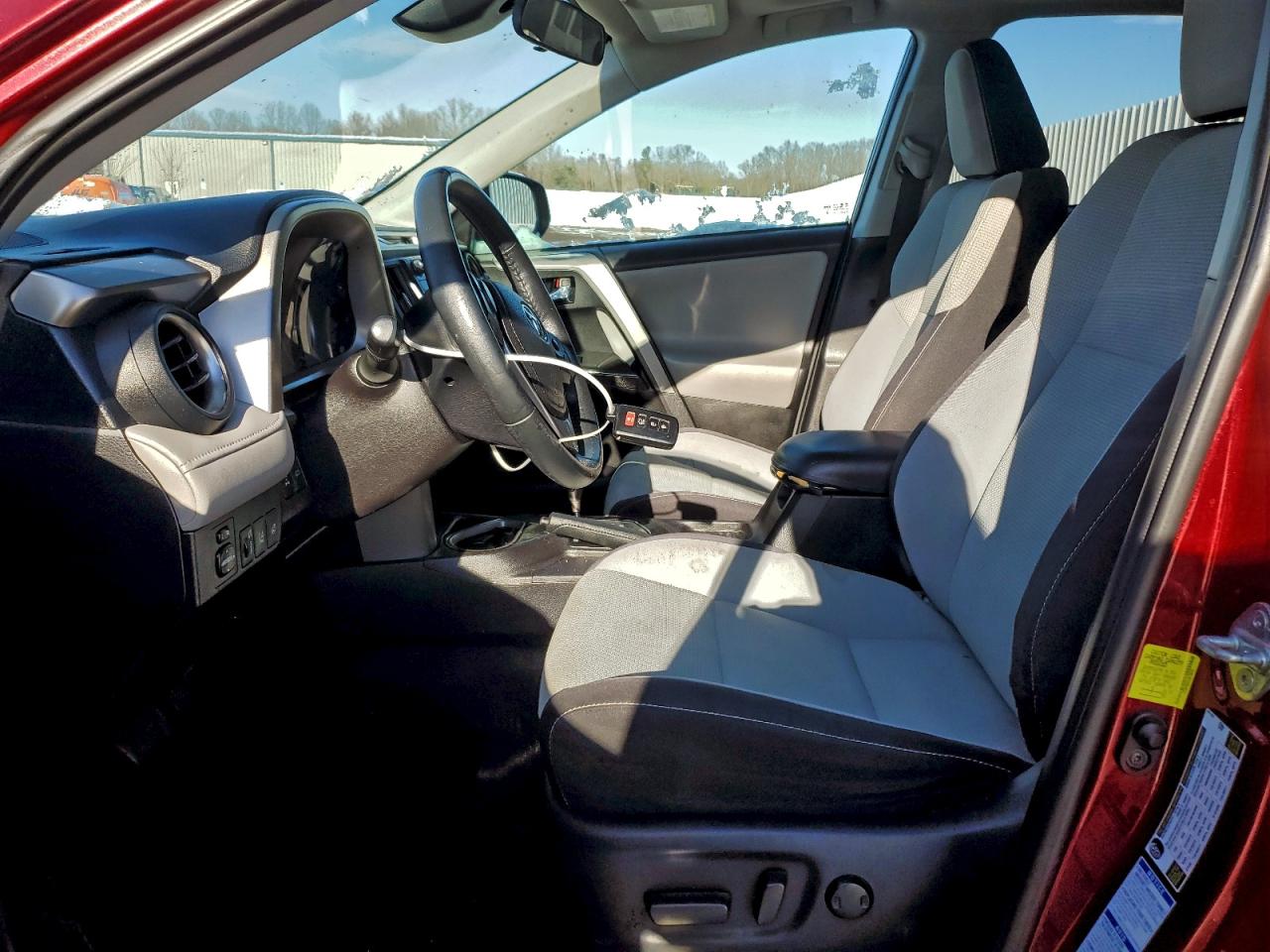 2018 TOYOTA RAV4 ADVENTURE photo 7