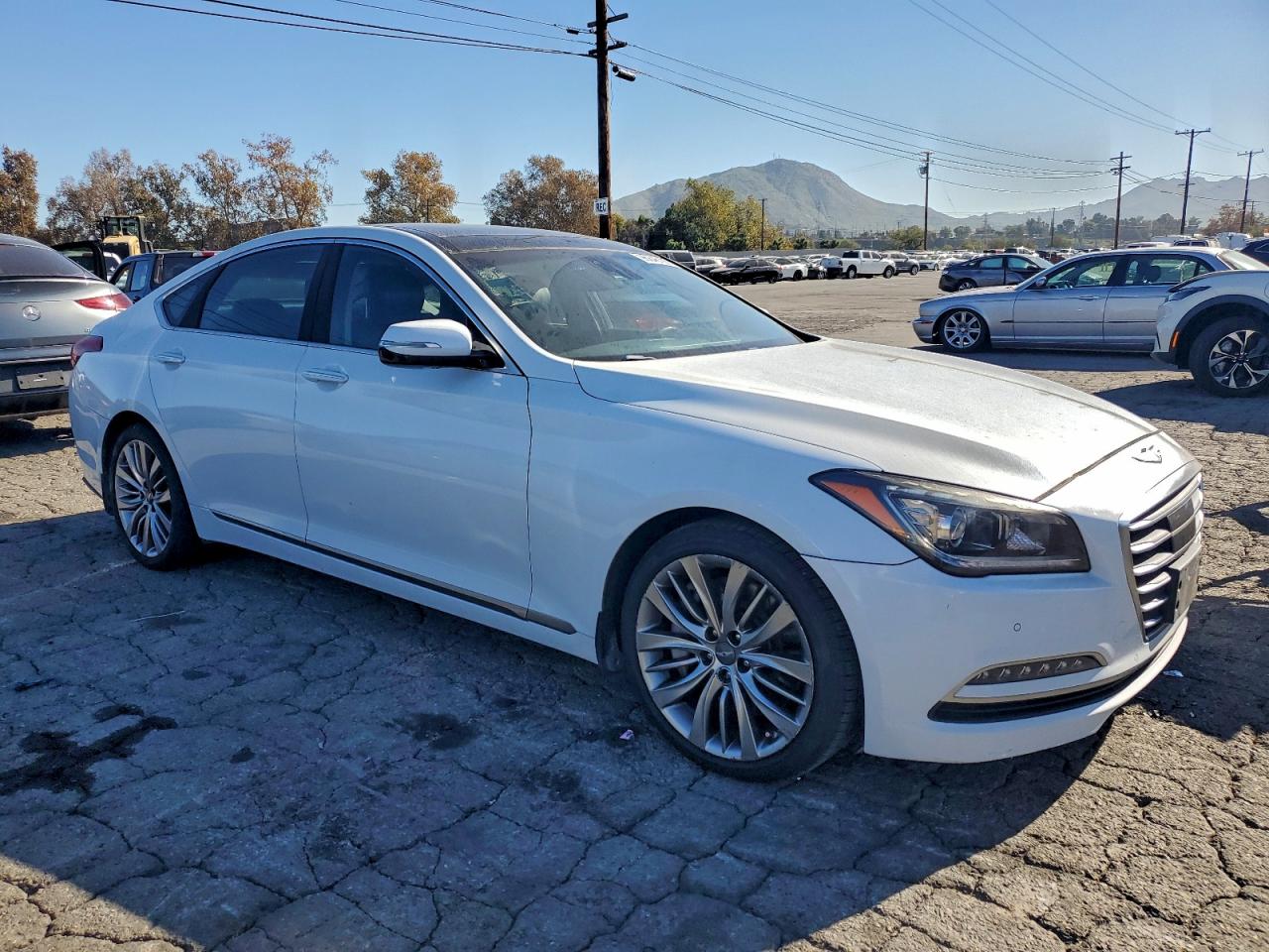 2015 HYUNDAI GENESIS 5.0L photo 4