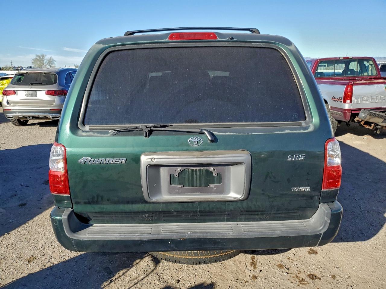 2001 TOYOTA 4RUNNER SR5 photo 6