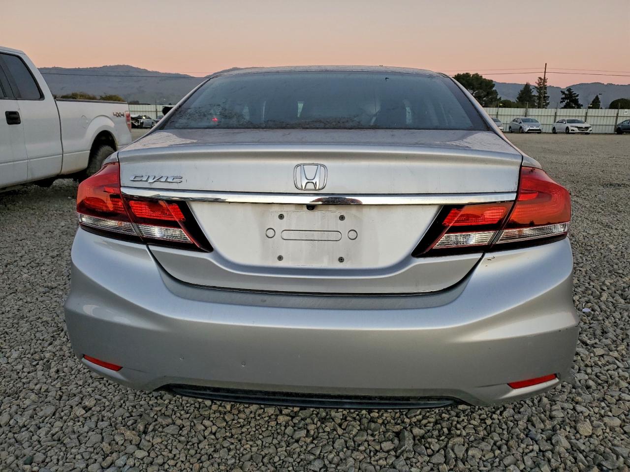 2013 HONDA CIVIC LX photo 6