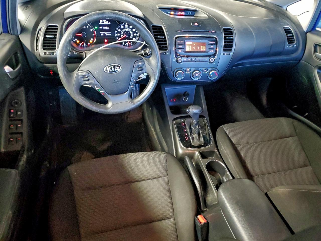 2017 KIA FORTE LX photo 8