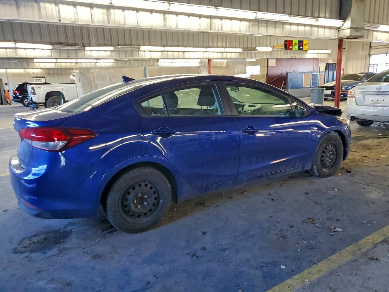 2017 KIA FORTE LX photo 3