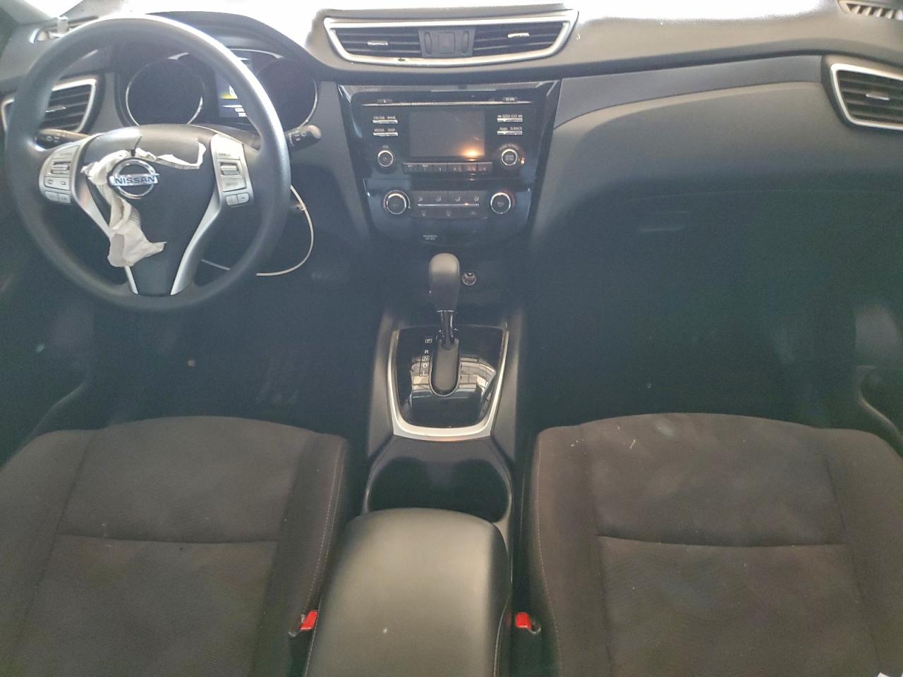 2016 NISSAN ROGUE S photo 8