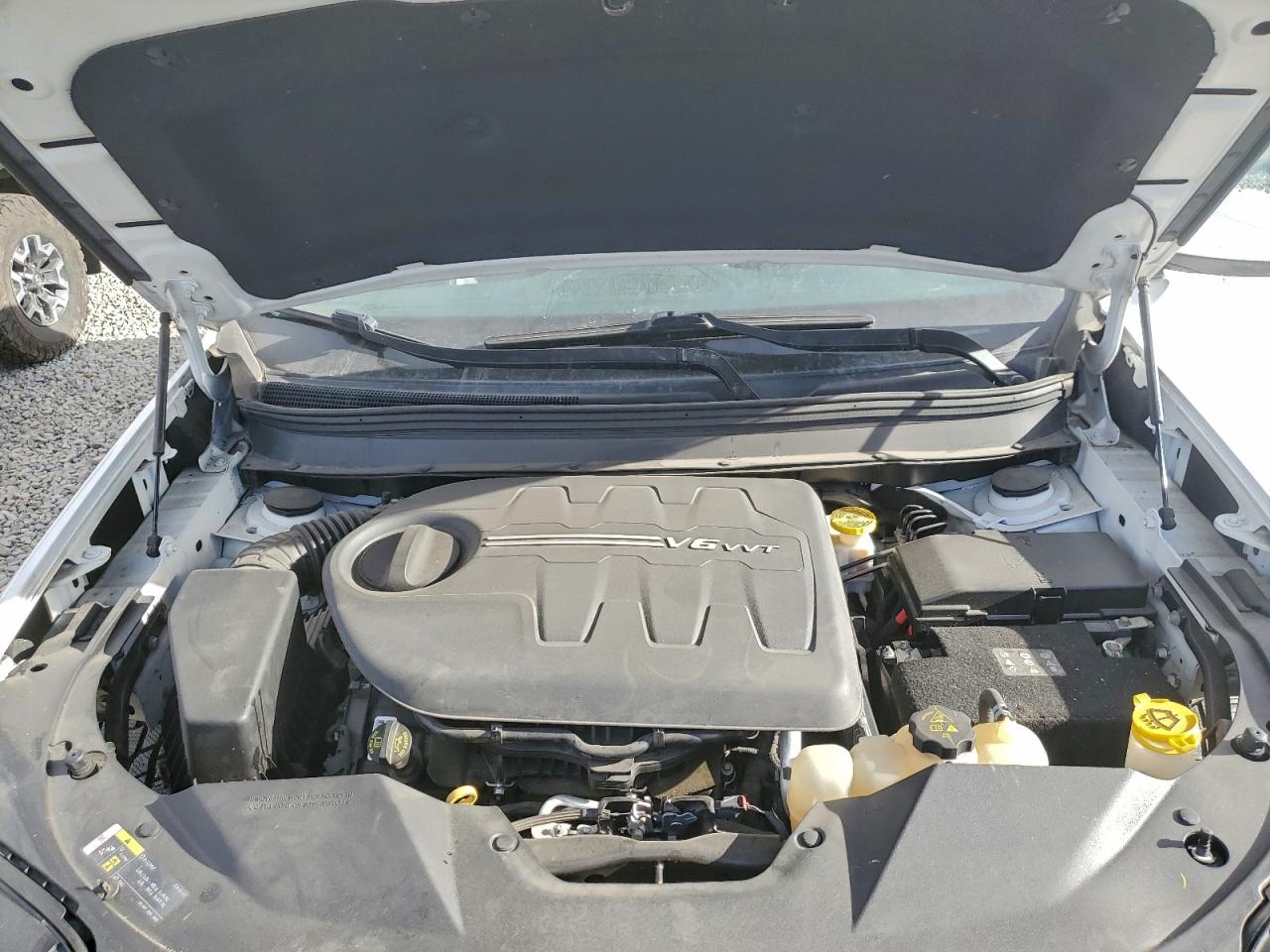 2019 JEEP CHEROKEE LIMITED photo 12