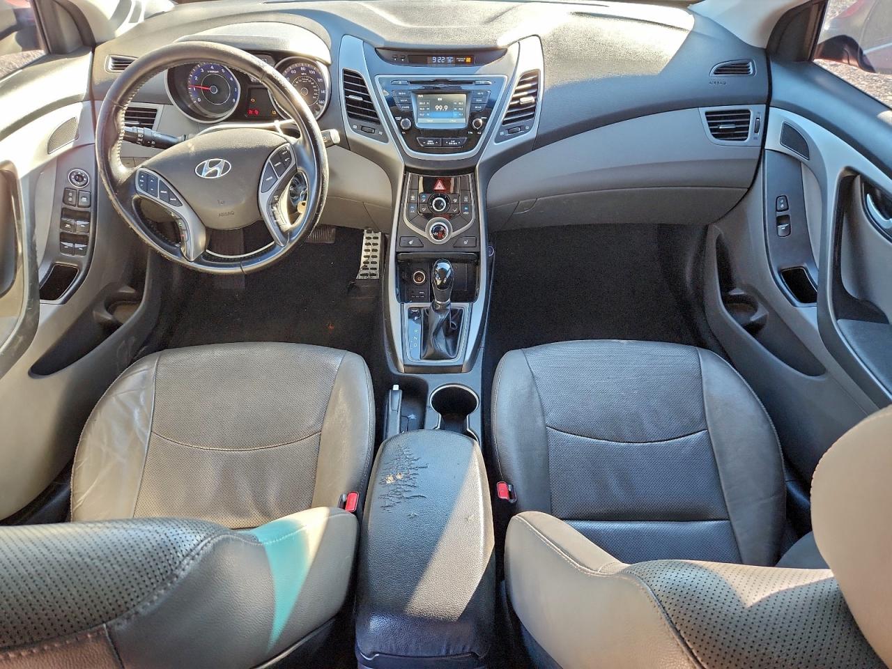 2015 HYUNDAI ELANTRA SE photo 8