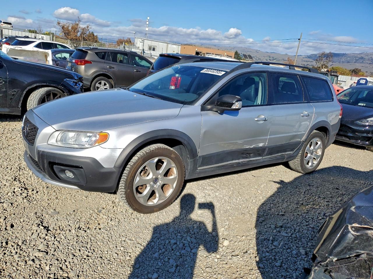 2016 VOLVO XC70