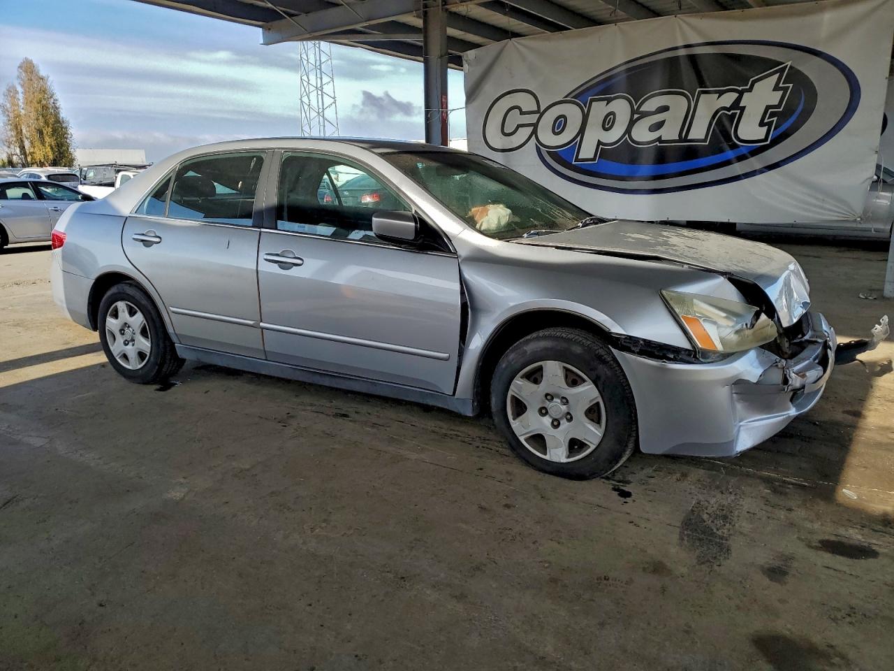 2005 HONDA ACCORD LX photo 4