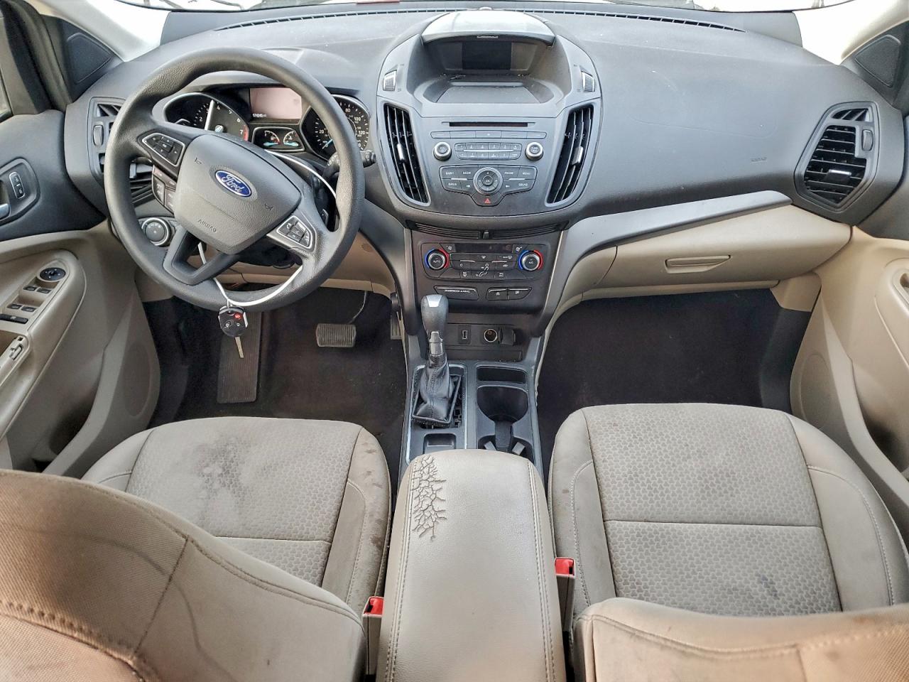 2017 FORD ESCAPE SE photo 8