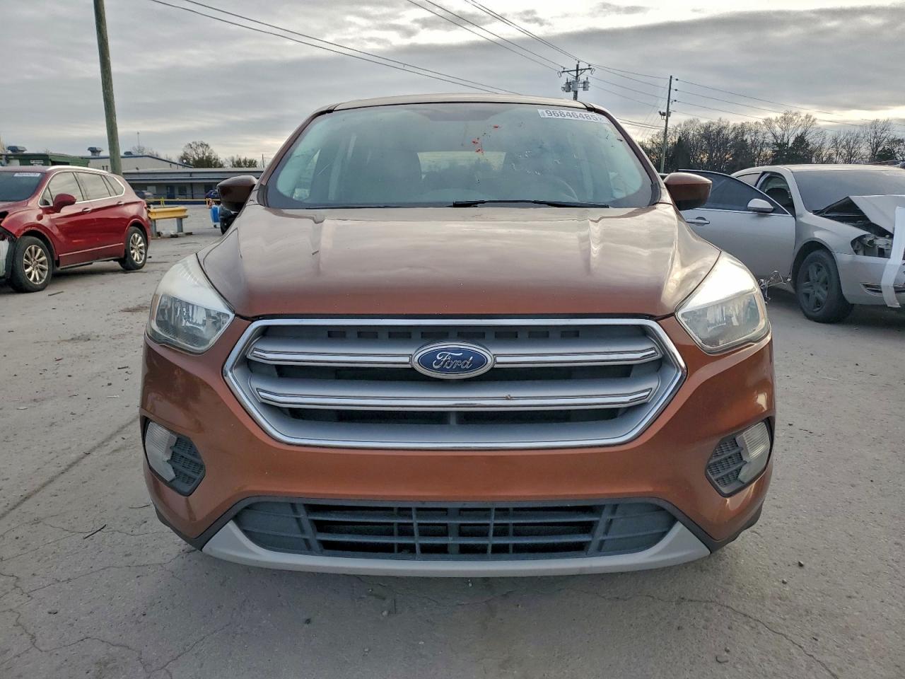 2017 FORD ESCAPE SE photo 5