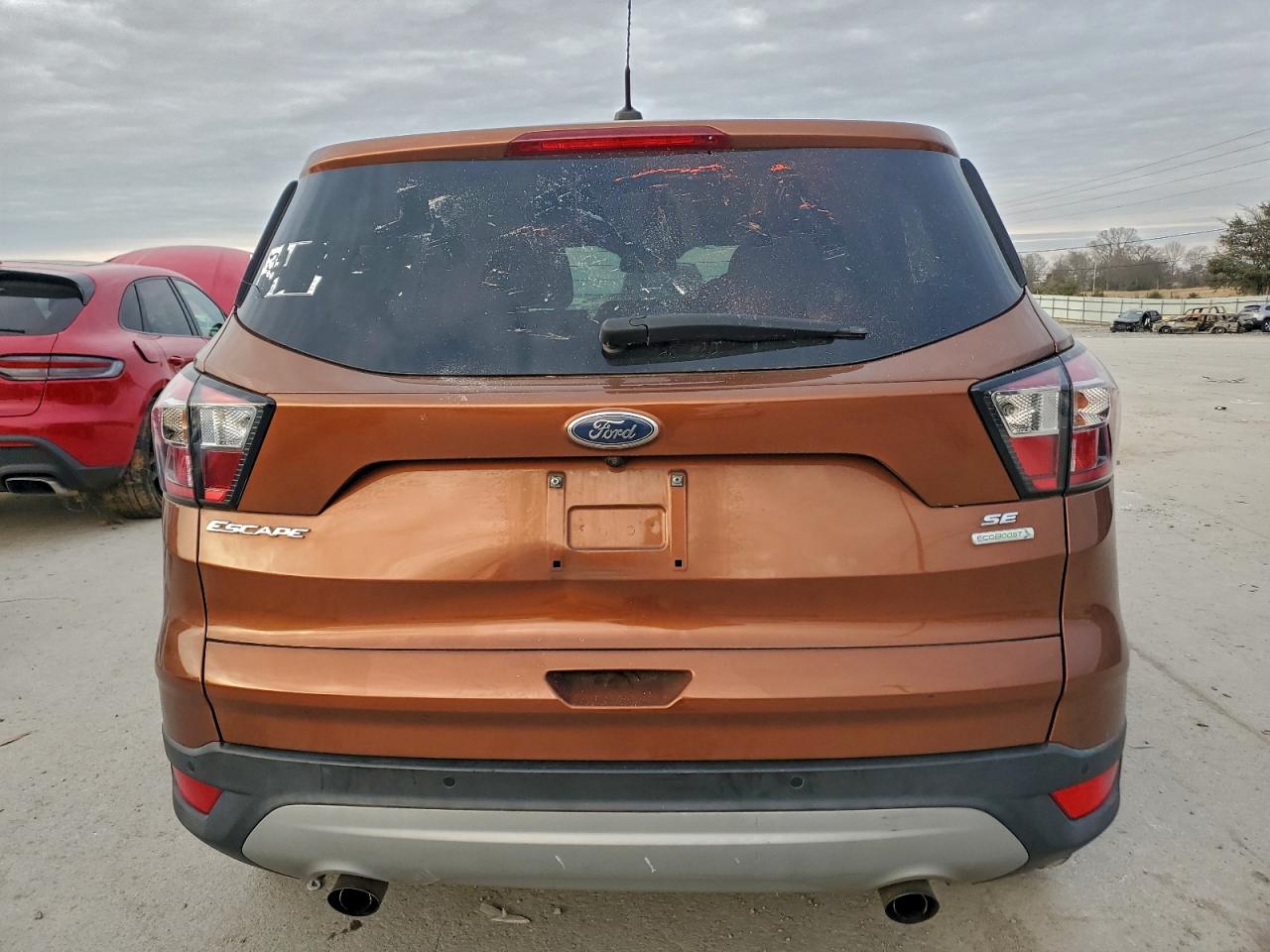 2017 FORD ESCAPE SE photo 6