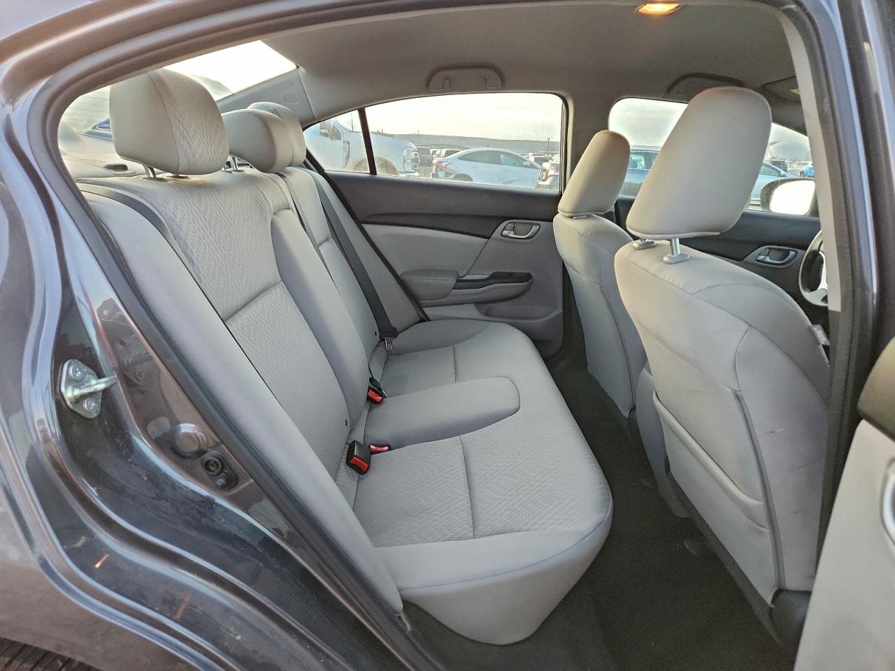 2015 HONDA CIVIC LX photo 10