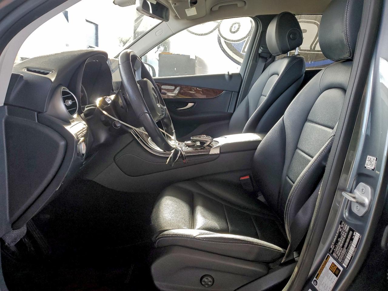 2016 MERCEDES-BENZ GLC 300 4MATIC photo 7