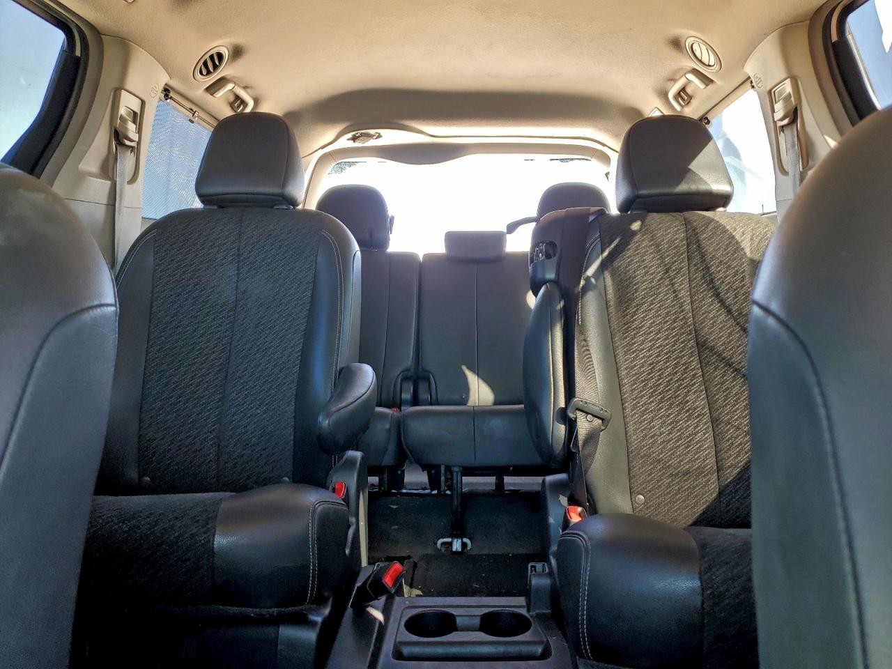 2013 TOYOTA SIENNA SPORT photo 10
