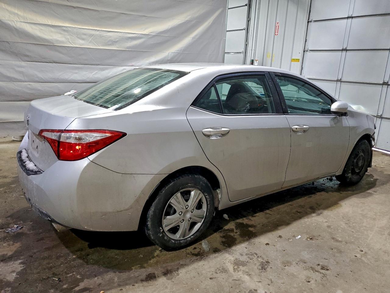 2015 TOYOTA COROLLA L photo 3