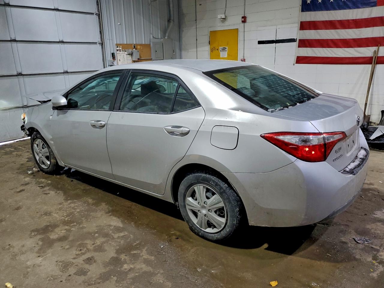 2015 TOYOTA COROLLA L photo 2