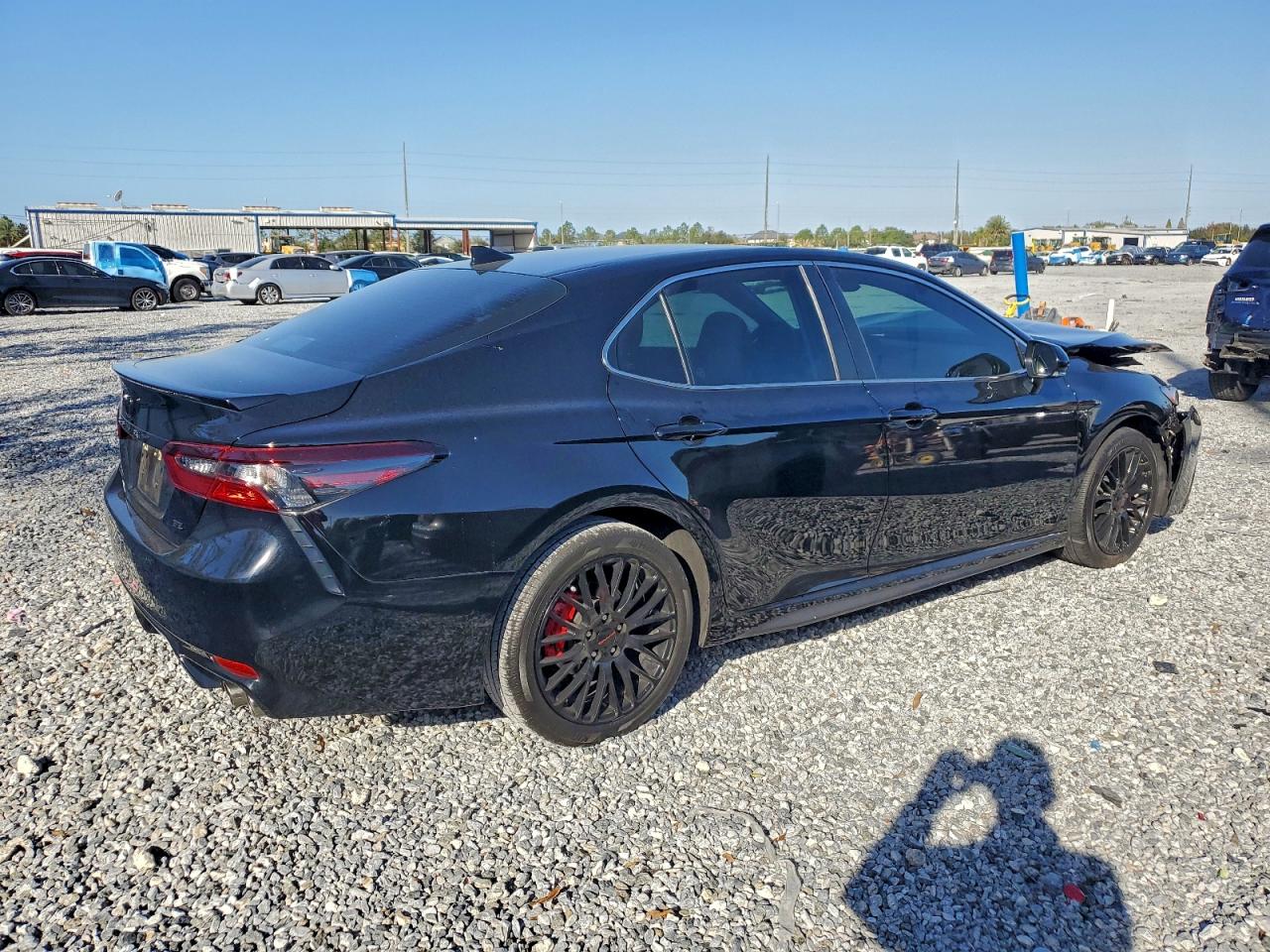 2024 TOYOTA CAMRY SE NIGHT SHADE photo 3