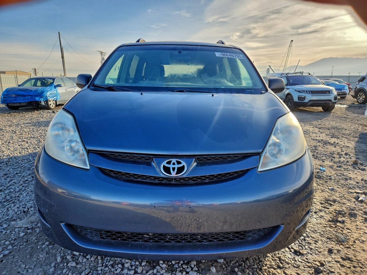 2007 TOYOTA SIENNA CE photo 5