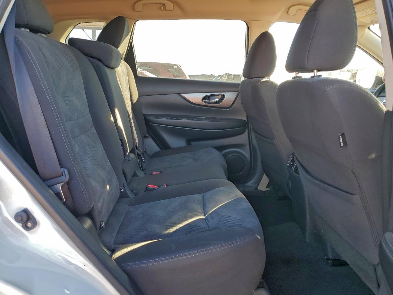 2016 NISSAN ROGUE S photo 10