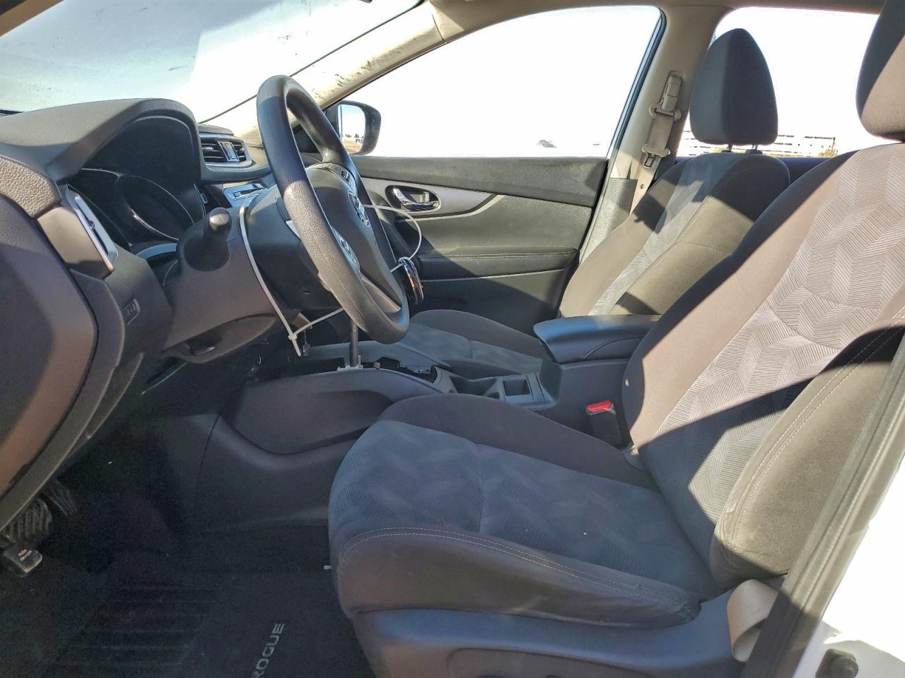2016 NISSAN ROGUE S photo 7