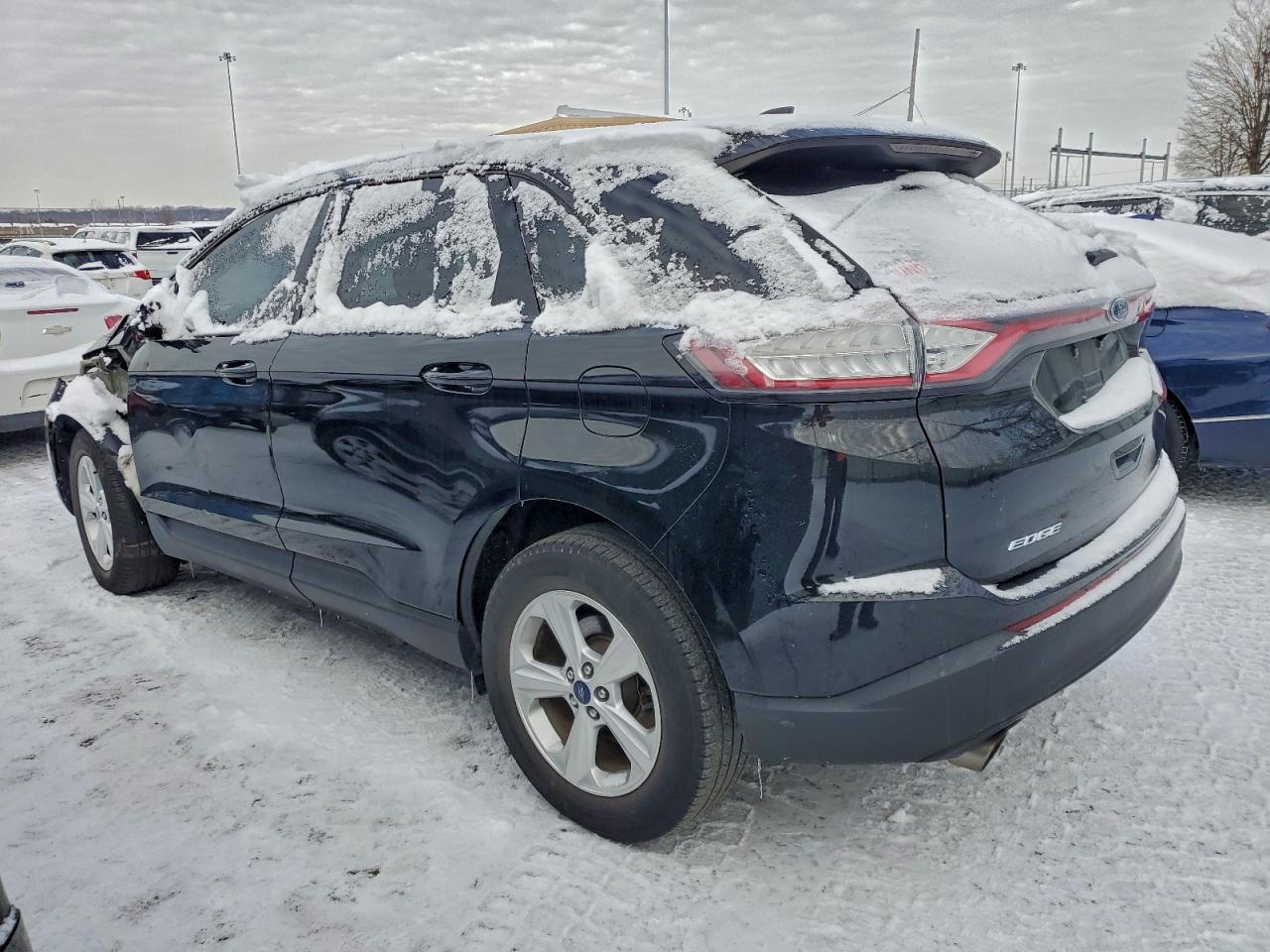 2016 FORD EDGE SE photo 2