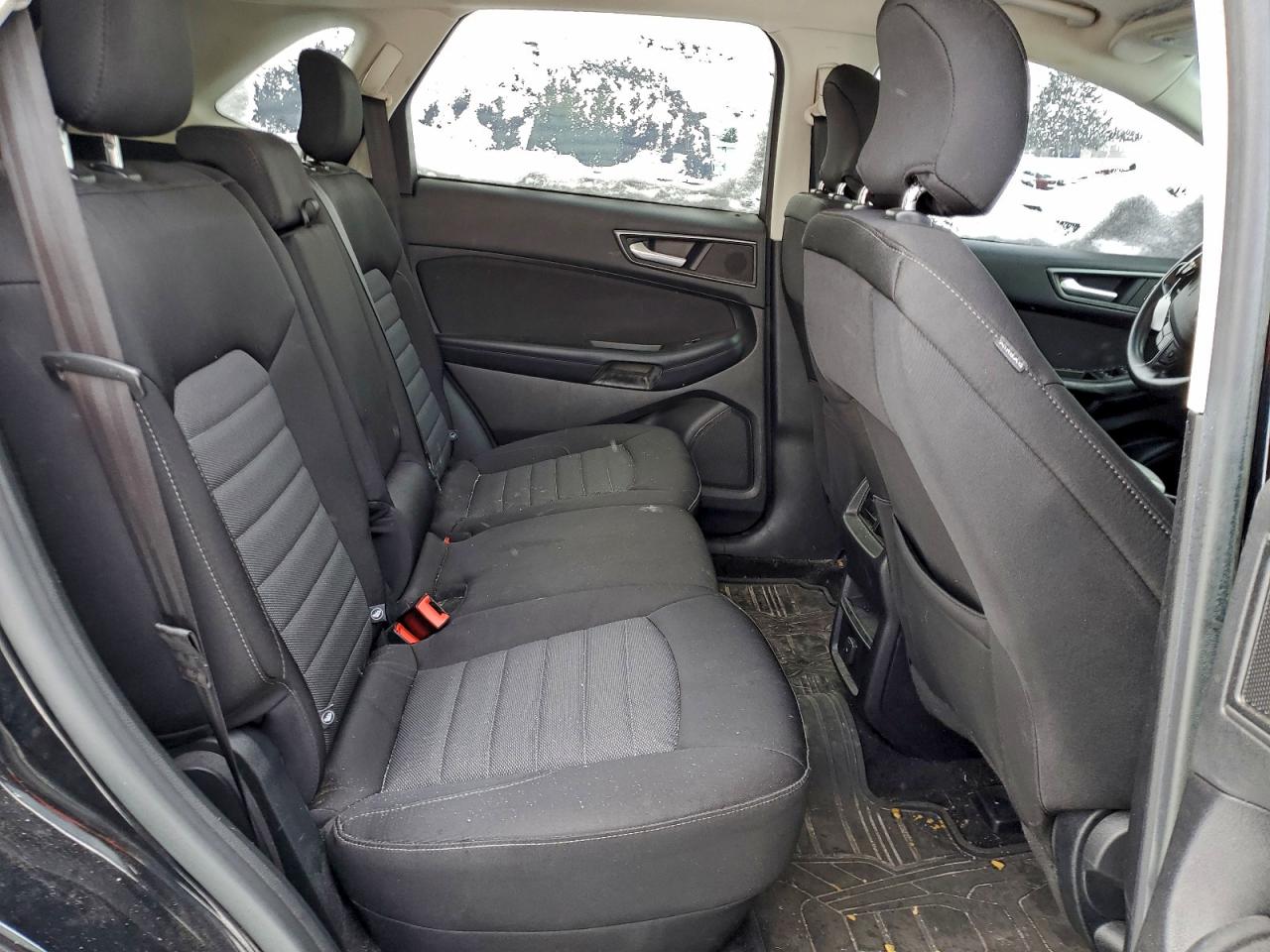 2016 FORD EDGE SE photo 11