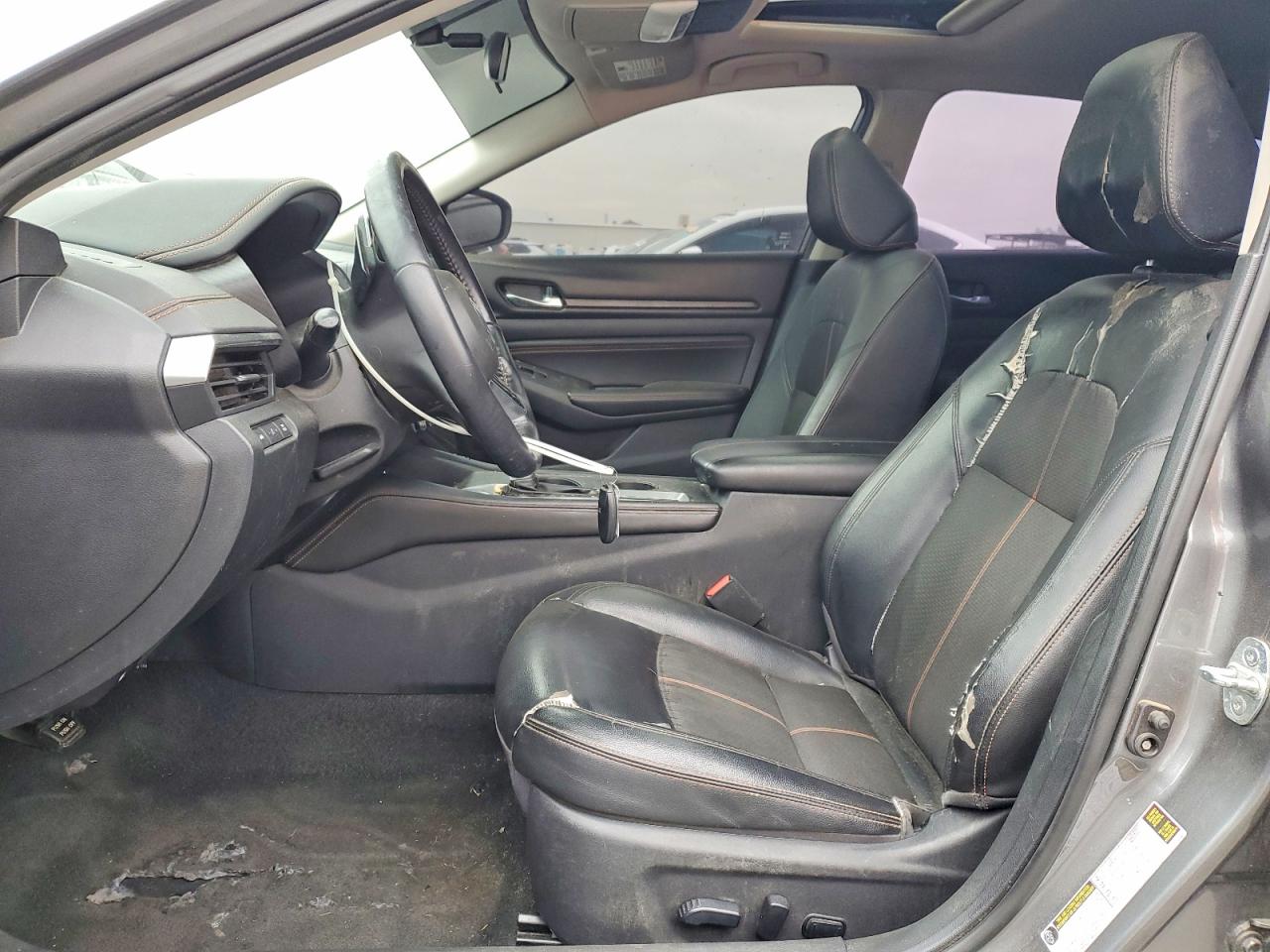 2019 NISSAN ALTIMA SR photo 7