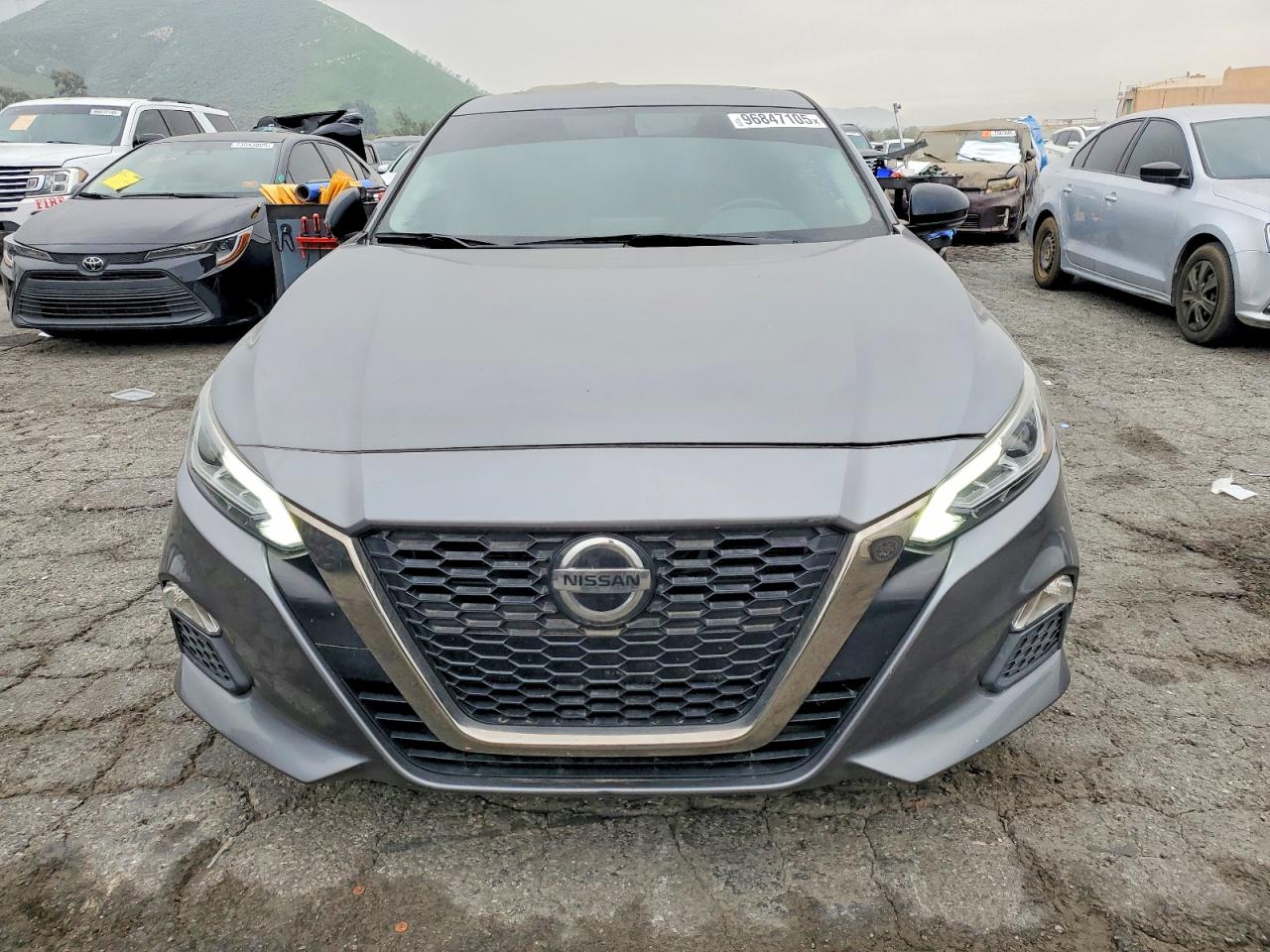 2019 NISSAN ALTIMA SR photo 5