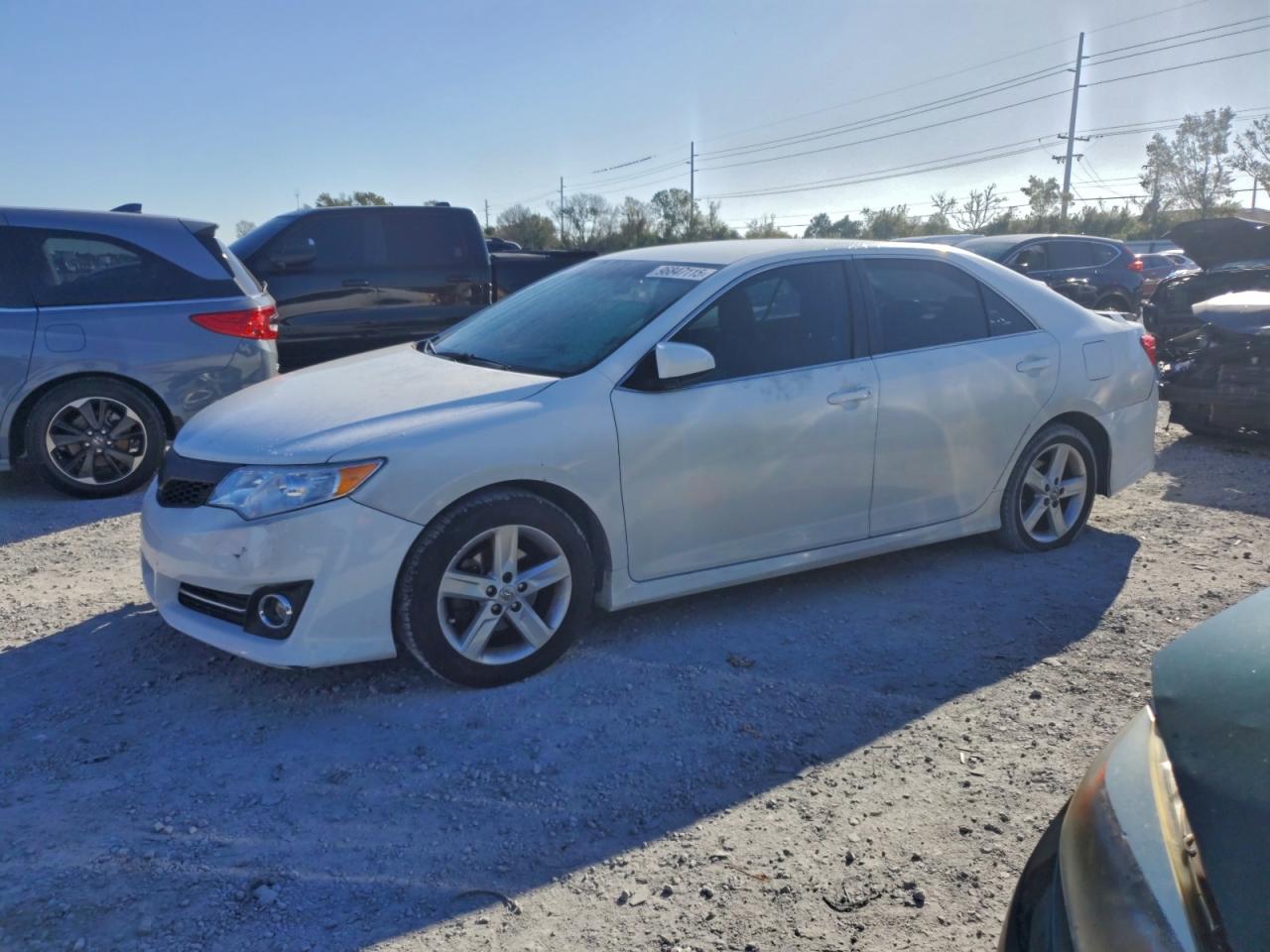 2014 TOYOTA CAMRY