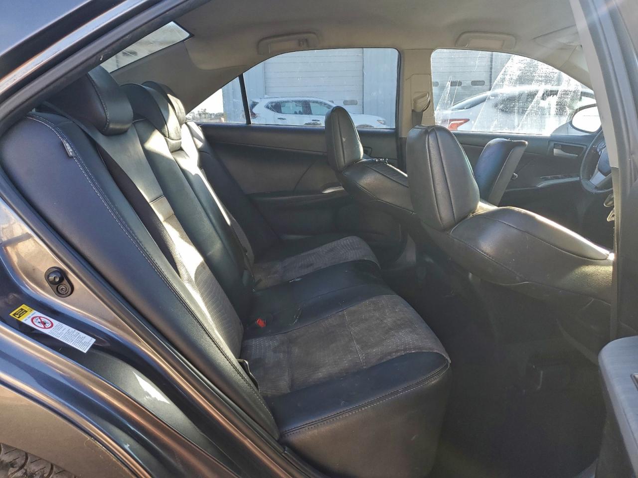 2013 TOYOTA CAMRY SE photo 10