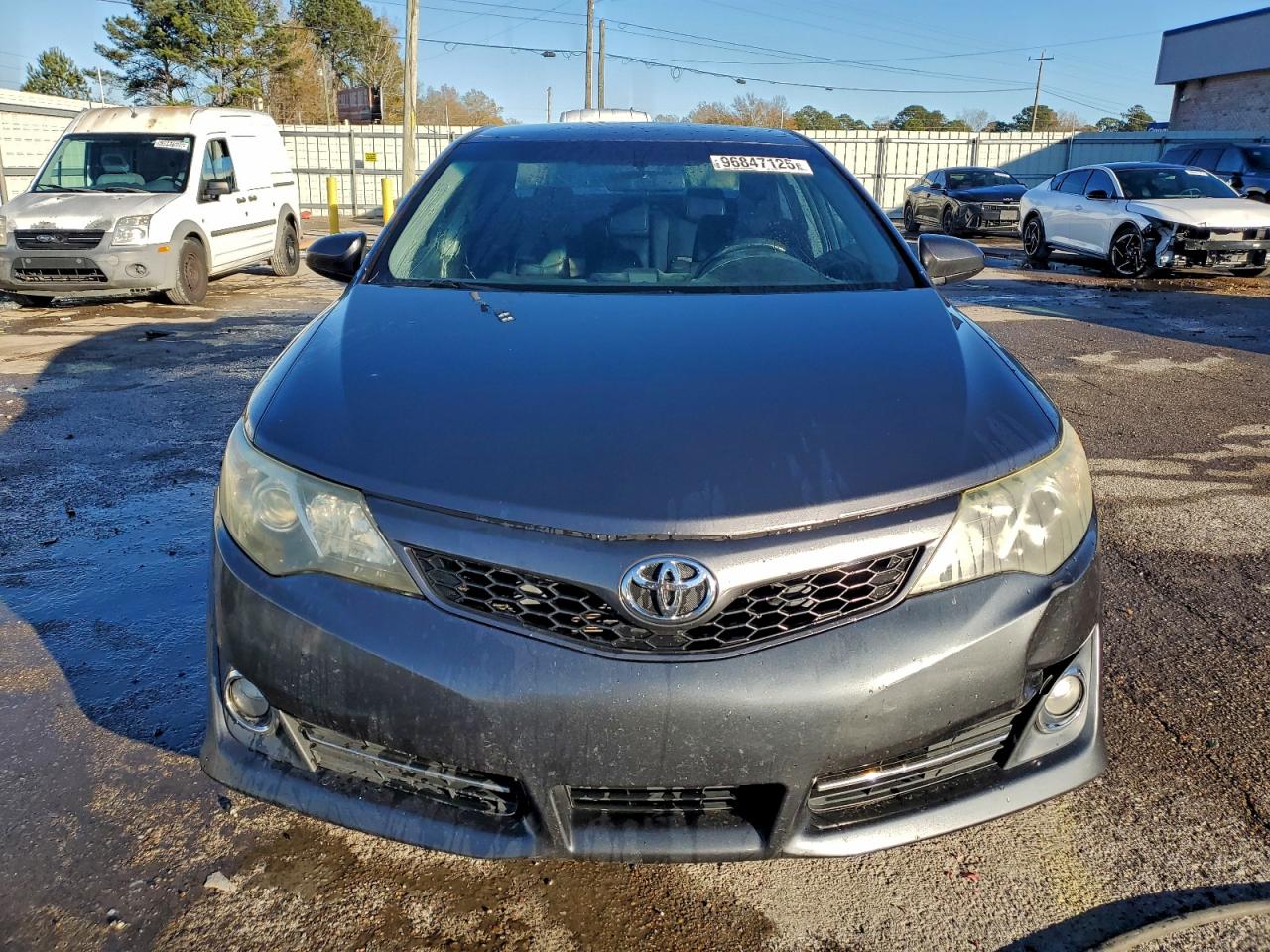2013 TOYOTA CAMRY SE photo 5