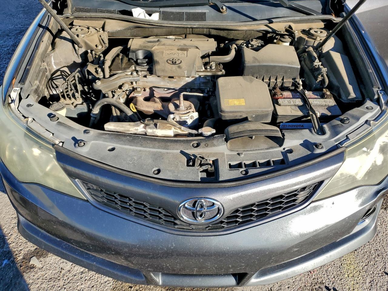 2013 TOYOTA CAMRY SE photo 11