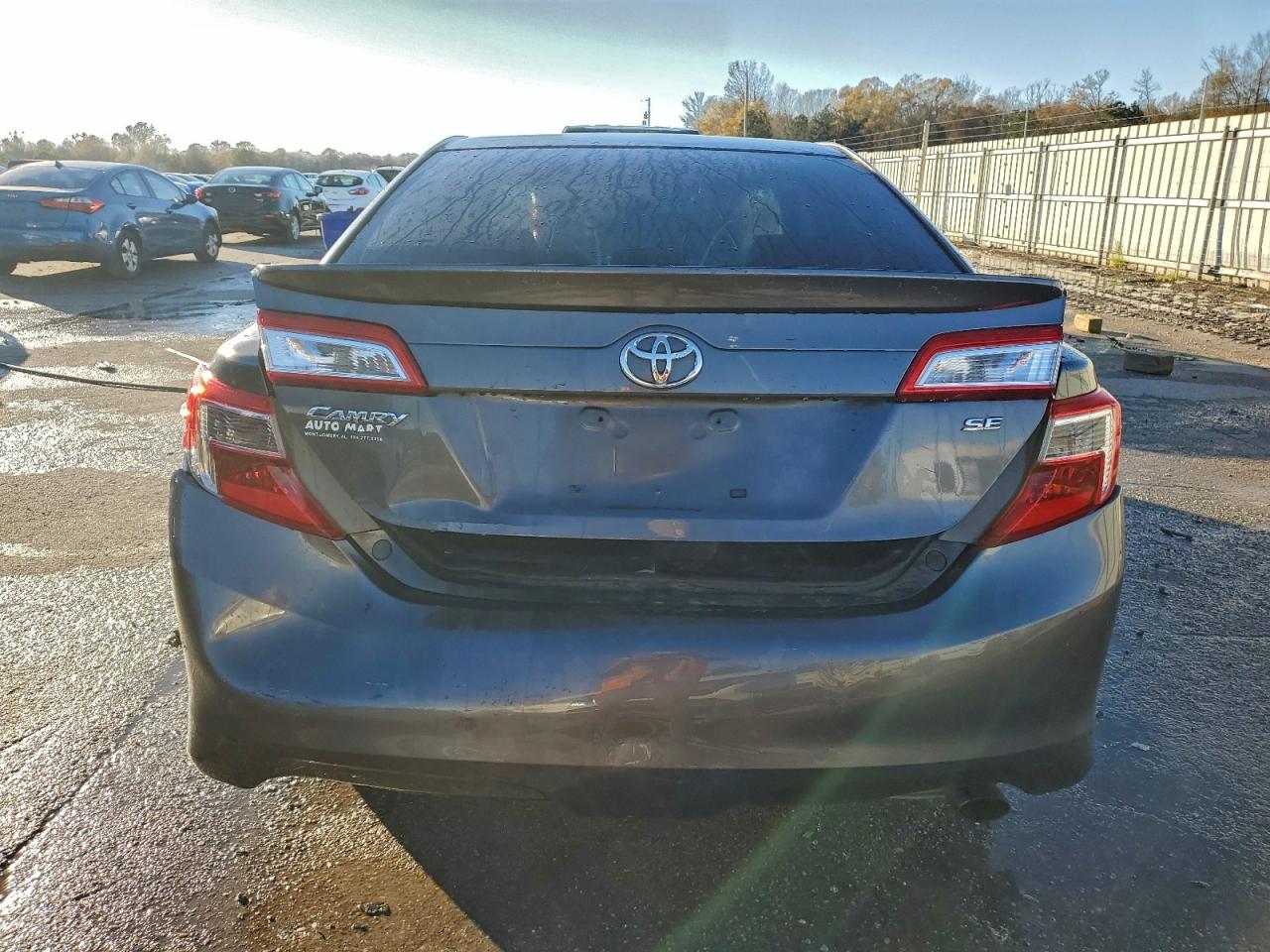 2013 TOYOTA CAMRY SE photo 6