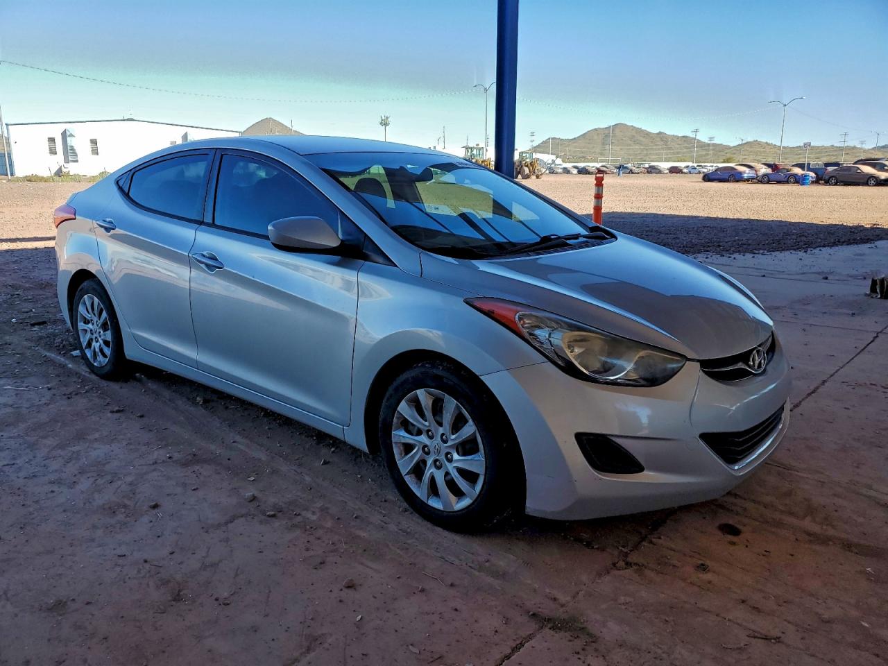 2012 HYUNDAI ELANTRA GLS photo 4