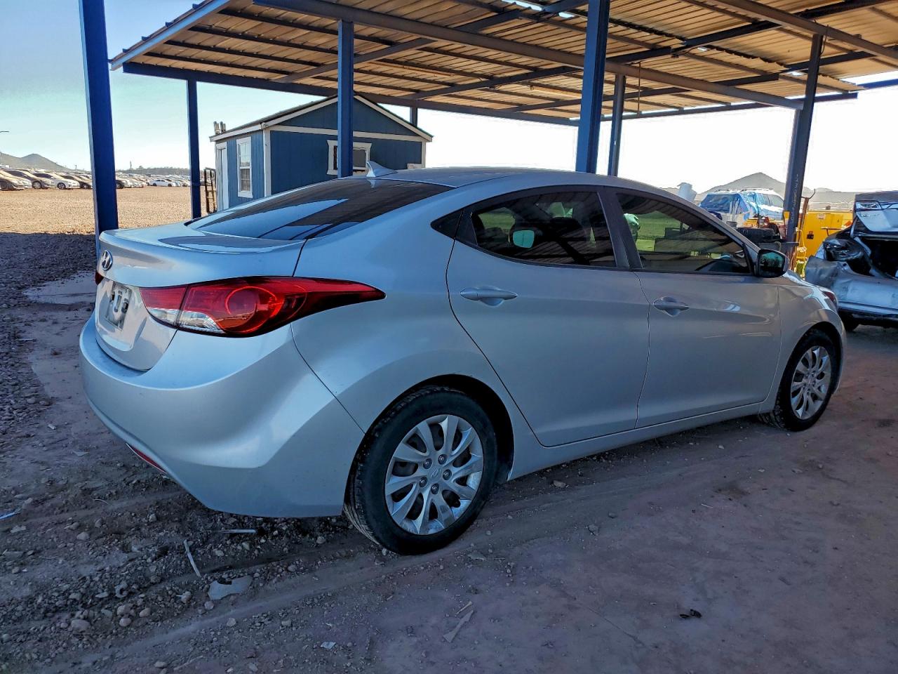2012 HYUNDAI ELANTRA GLS photo 3