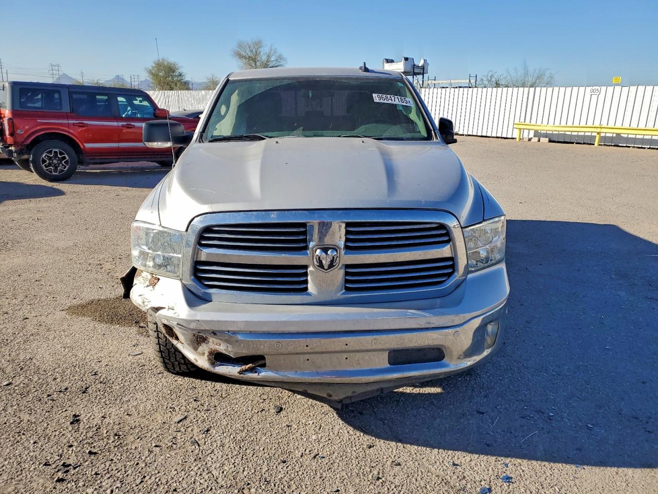 2017 RAM 1500 SLT photo 5