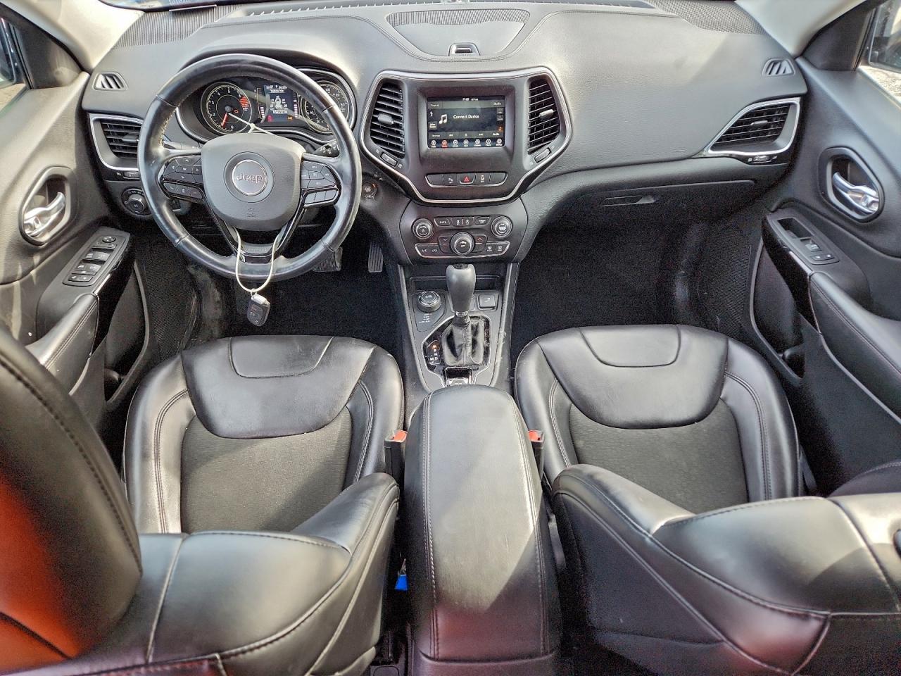 2021 JEEP CHEROKEE LATITUDE PLUS photo 10