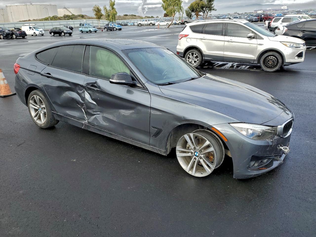 2015 BMW 328 XIGT SULEV photo 4