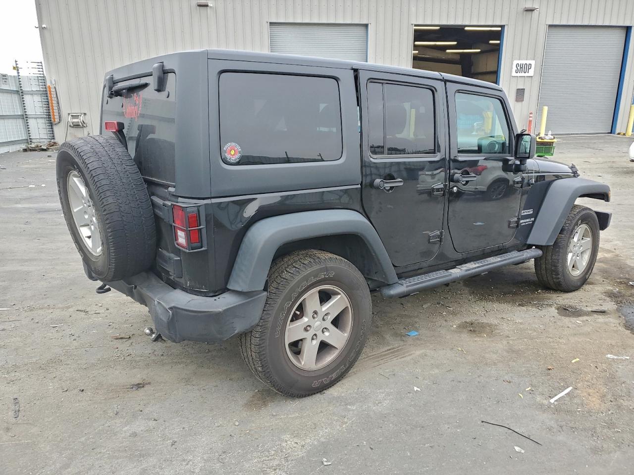 2016 JEEP WRANGLER UNLIMITED SPORT photo 3