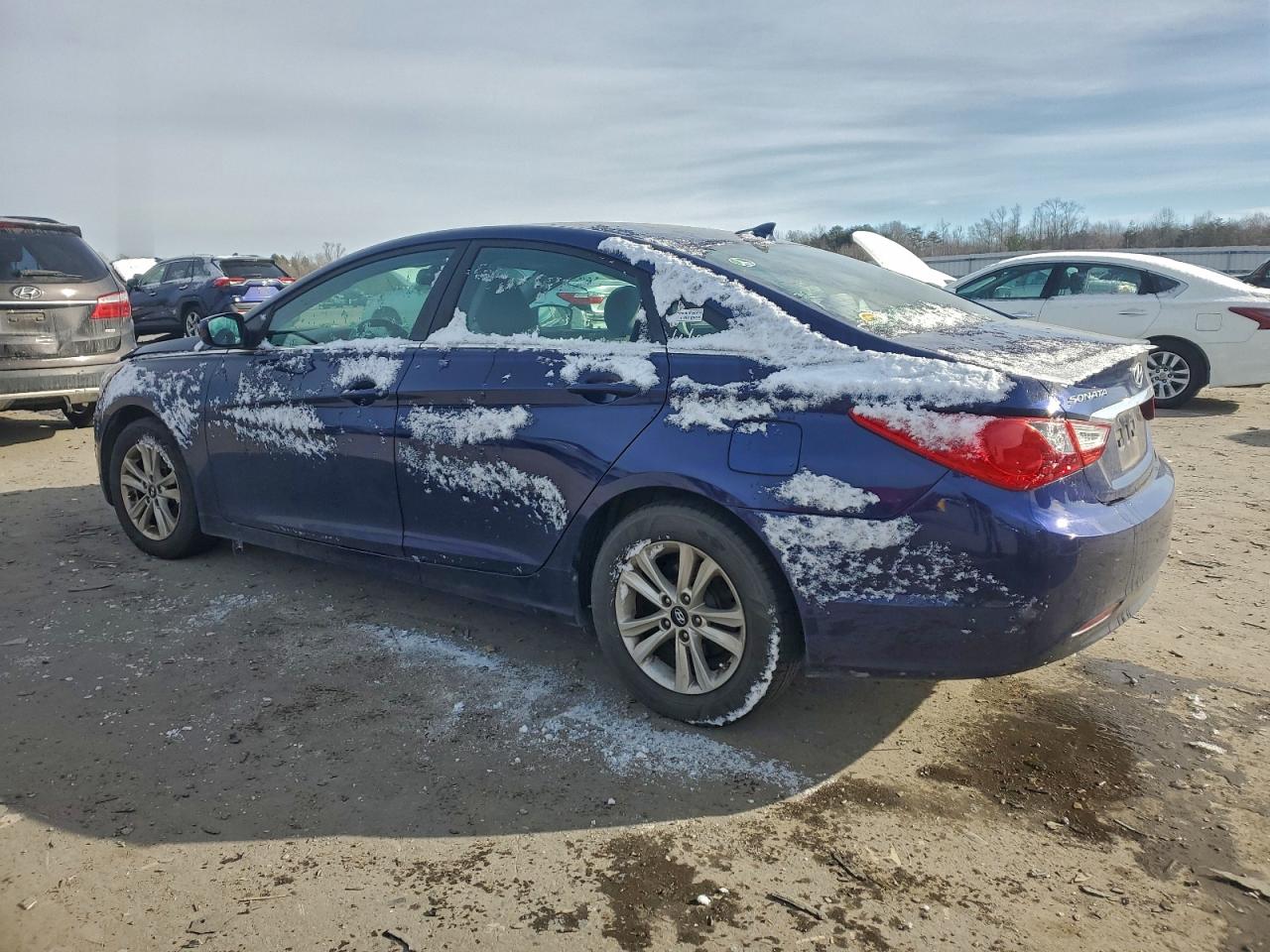 2013 HYUNDAI SONATA GLS photo 2
