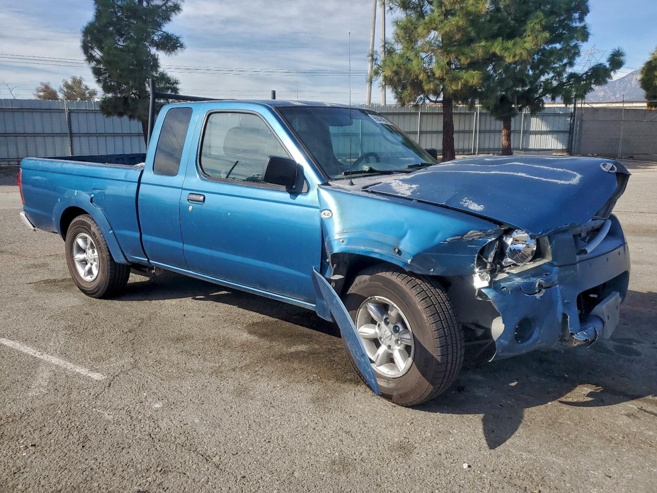 2002 NISSAN FRONTIER KING CAB XE photo 4