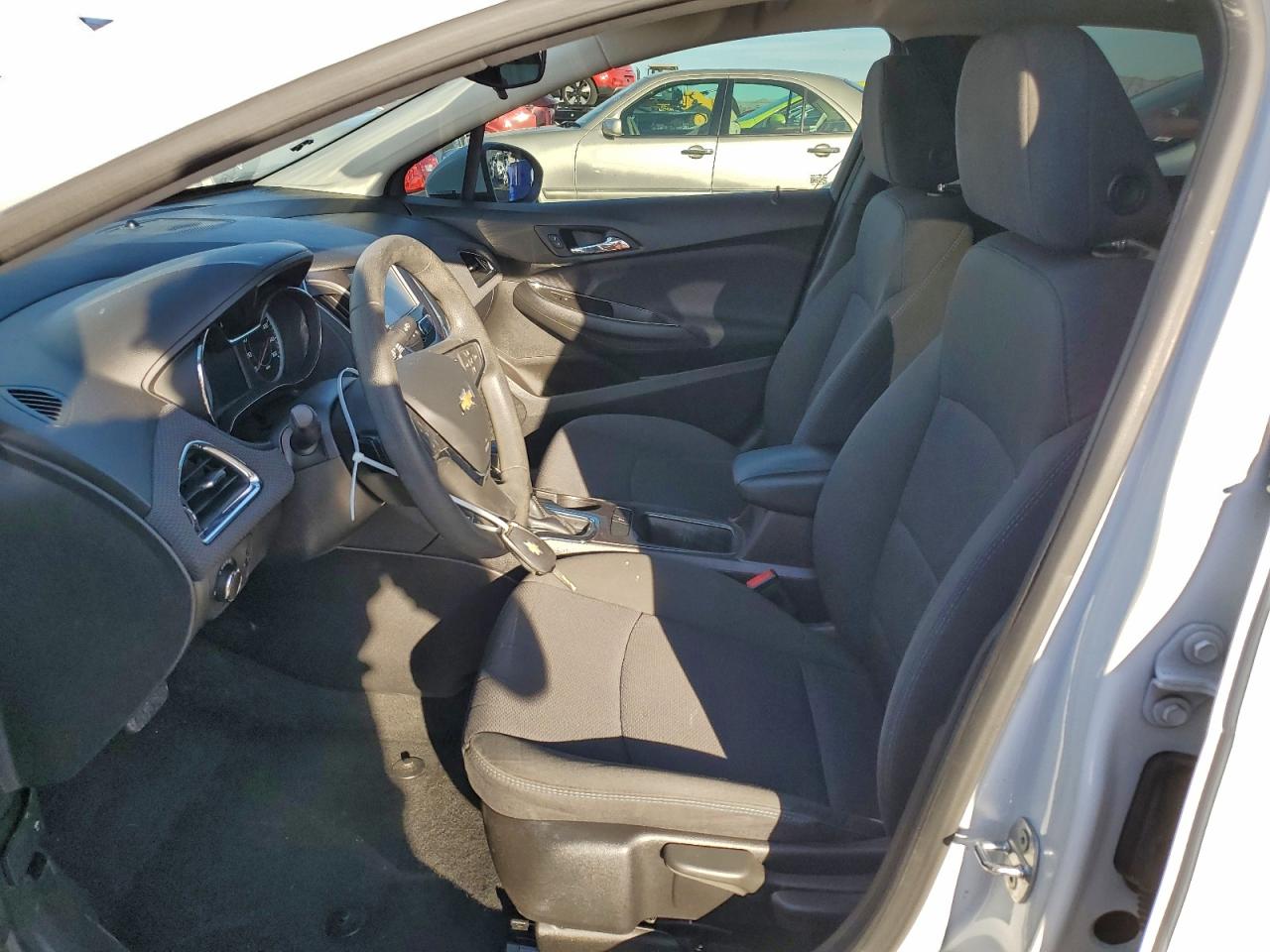 2017 CHEVROLET CRUZE LT photo 7