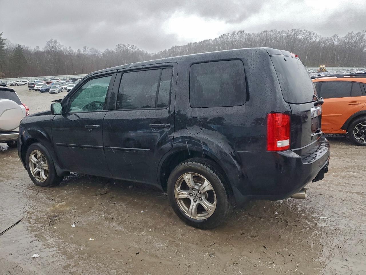 2015 HONDA PILOT EXL photo 2