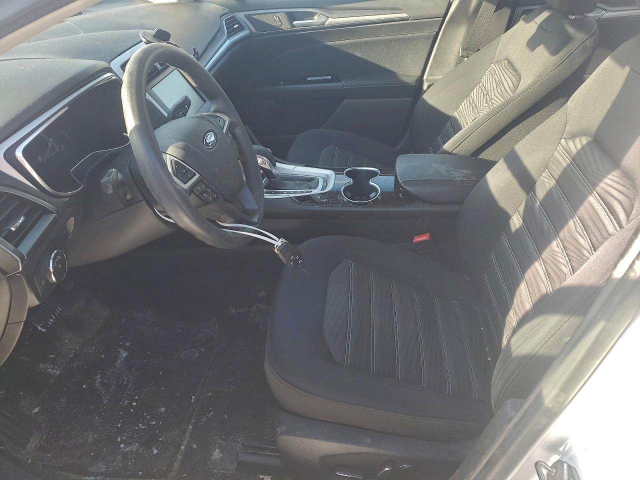 2016 FORD FUSION SE photo 7