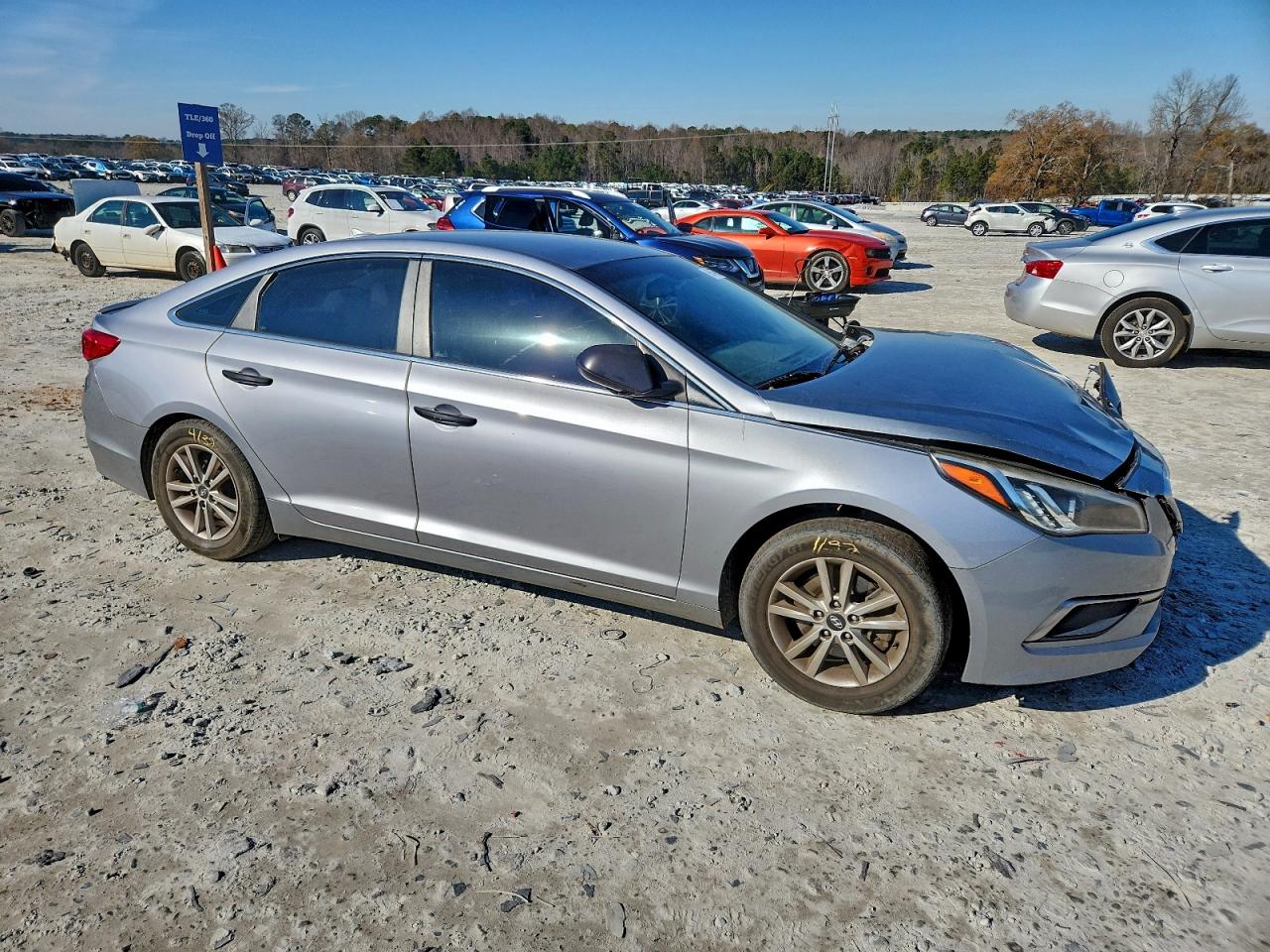 2017 HYUNDAI SONATA SE photo 4
