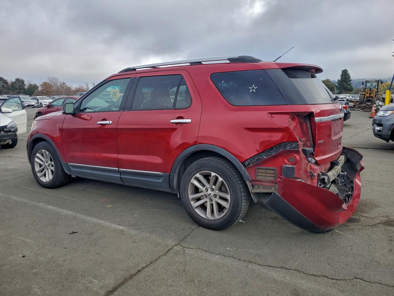 2013 FORD EXPLORER XLT photo 2