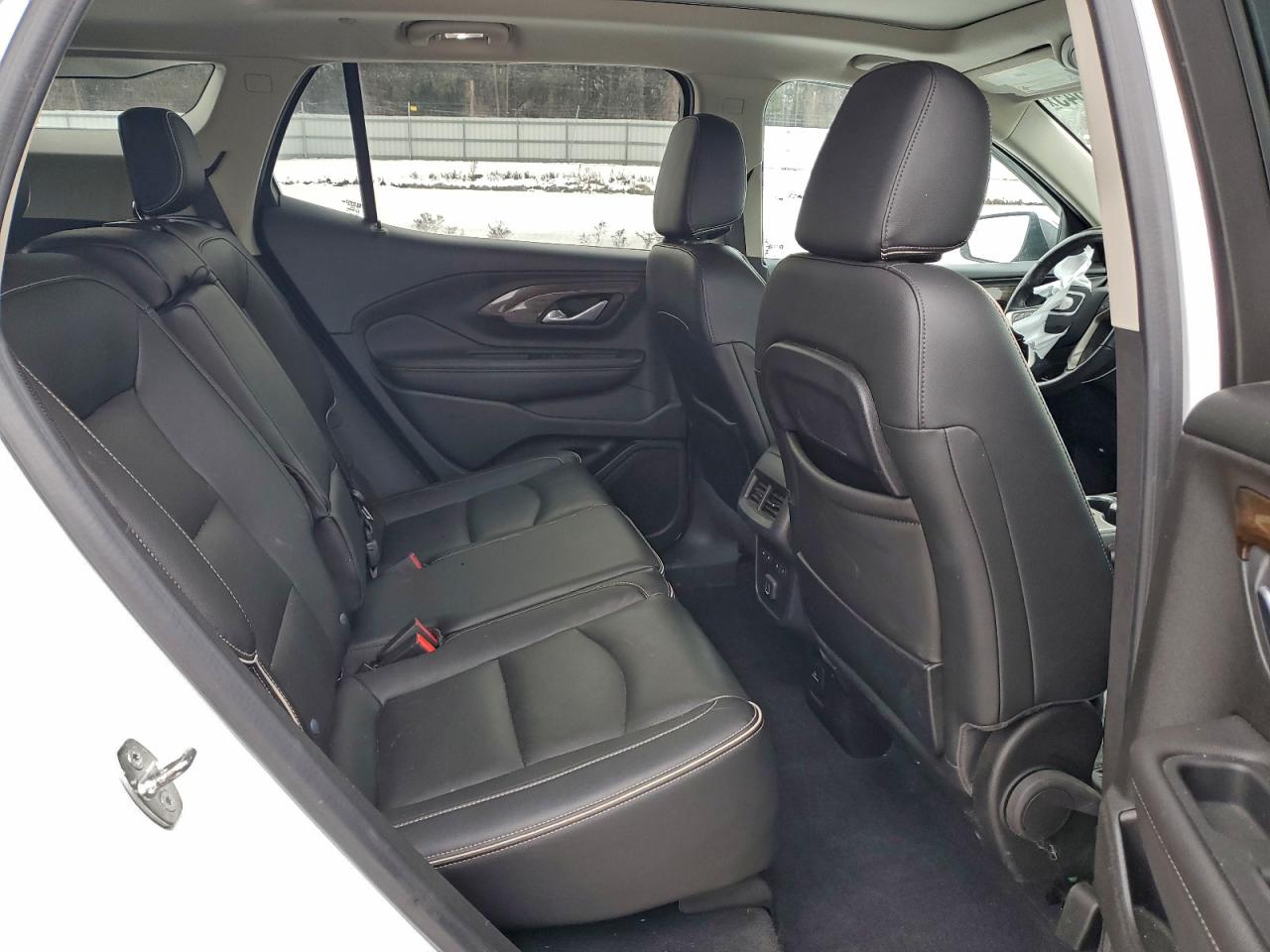 2020 GMC TERRAIN DENALI photo 11