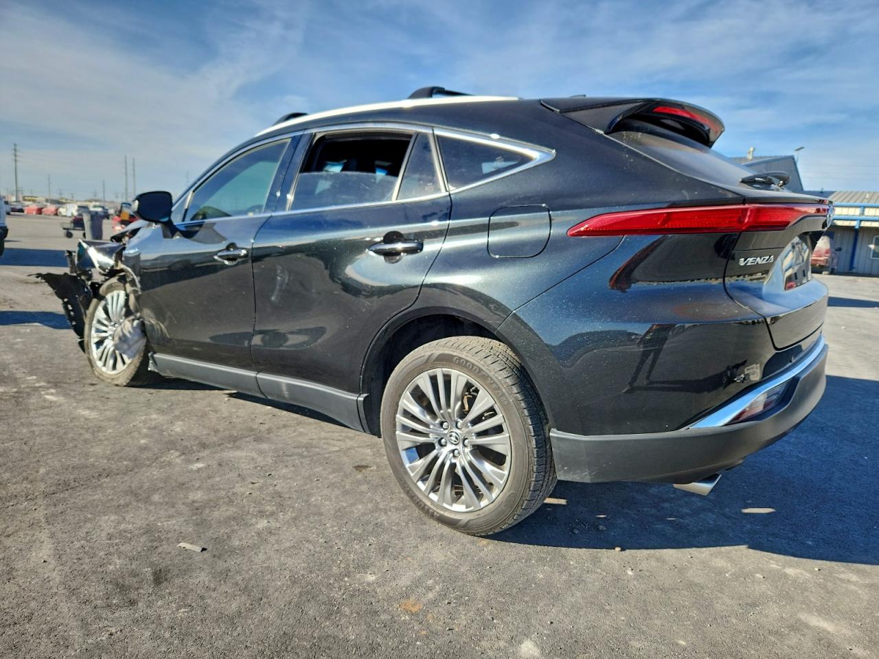 2021 TOYOTA VENZA LE photo 2