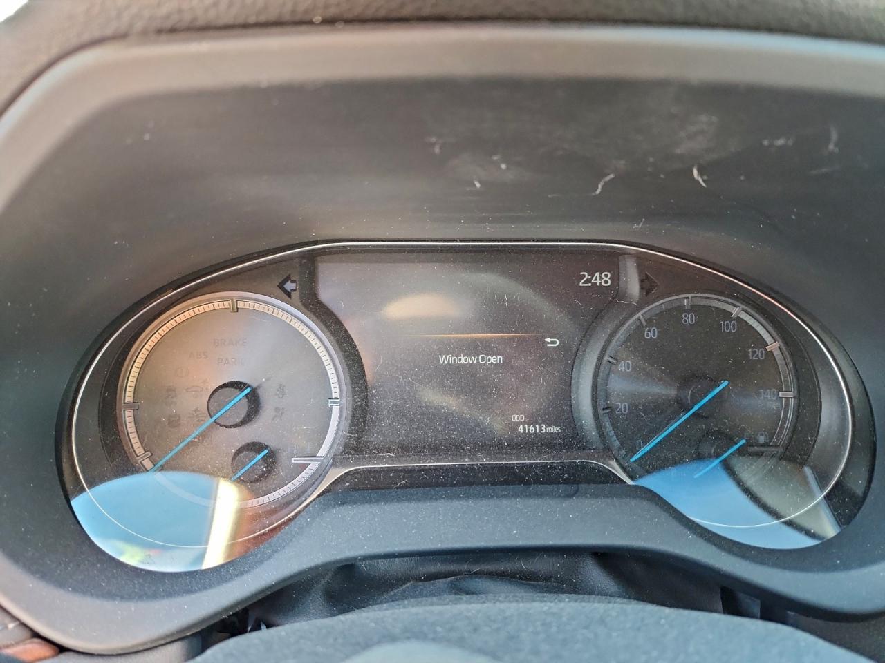 2021 TOYOTA VENZA LE photo 9