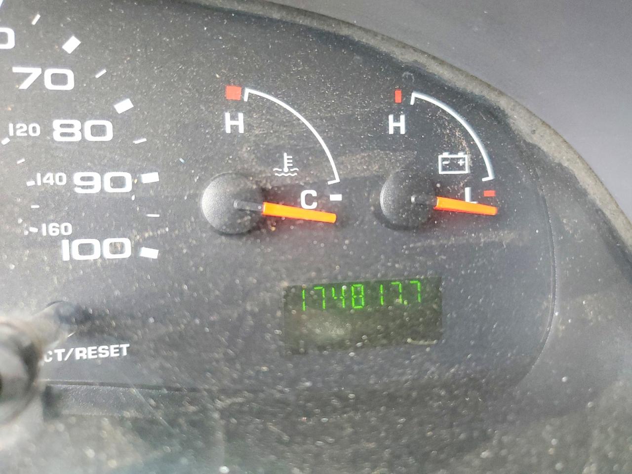 2006 FORD ECONOLINE E250 VAN photo 9